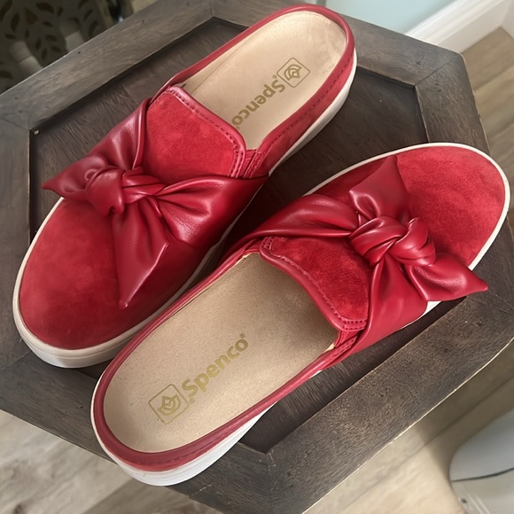 Spenco, orthotic red suede with red leather bows, slip-on sneakers, size 9 - Picture 2 of 7